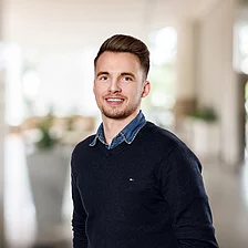 Julian Niebuhr