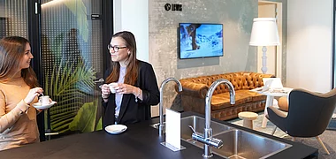 LEWIS Communications GmbH Impression 2