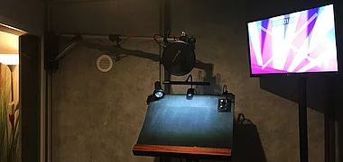 THE VOICES Impression 3